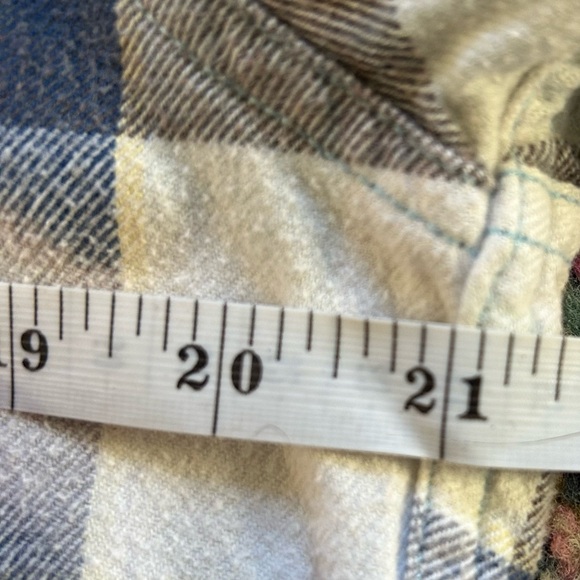 Distressed 100% Cotton Bleached Flannel Rolling Stones Print Unique Upcycled Sm - Picture 10 of 10